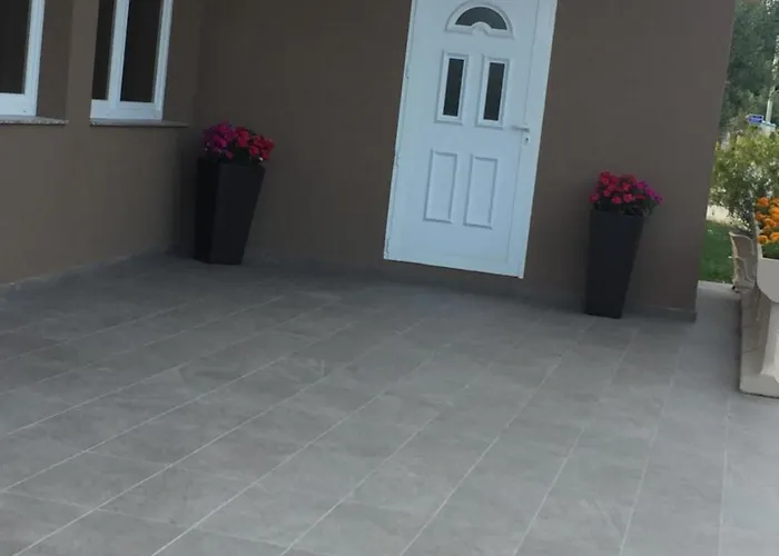 Meri Apartment